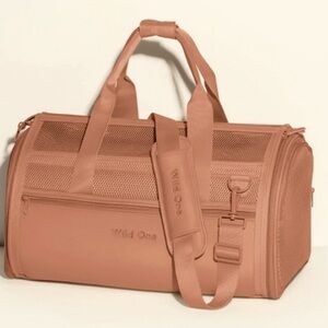 NWT Wild One Travel Carrier in Cocoa